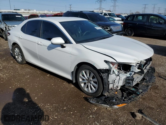 2020 Toyota Camry LE with VIN 4T1C11AK2LU952832, listed as a Copart auction lot 49873975 with 61,376 mi miles and Salvage Title. Bid and sale history available at carsss.com. Image 4.