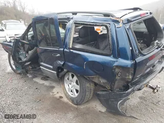 2002 Jeep Grand Cherokee Laredo with VIN 1J4GW48S82C321712, listed as a IAAI auction lot 41855809 with 1 mi miles. Bid and sale history available at carsss.com. Image 3.