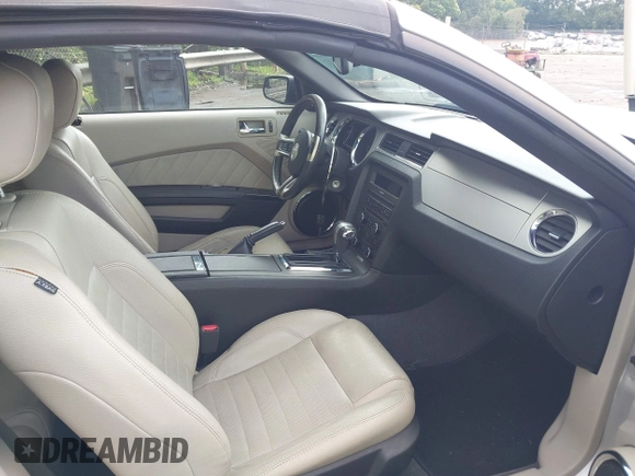 2011 Ford Mustang V6 with VIN 1ZVBP8EM7B5120539, listed as a IAAI auction lot 42502299 with 135,662 mi miles and . Bid and sale history available at DreamBid. Image 5.