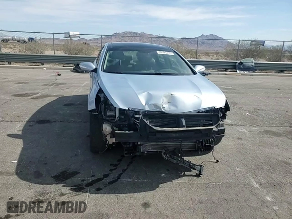 2015 Hyundai Sonata Hybrid Limited with VIN KMHEC4A48FA128958, listed as a Copart auction lot 49995725 with 100,631 mi miles and Salvage Title. Bid and sale history available at carsss.com. Image 10.