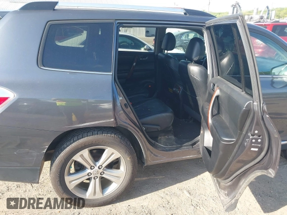 2011 Toyota Highlander Limited with VIN 5TDDK3EH7BS068694, listed as a IAAI auction lot 42252513 with 163,816 mi miles and . Bid and sale history available at DreamBid. Image 8.