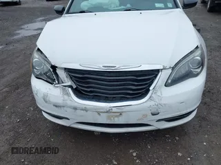 2012 Chrysler 200 S with VIN 1C3CCBHG3CN123224, listed as a IAAI auction lot 41915557 with 138,229 mi miles. Bid and sale history available at carsss.com. Image 12.