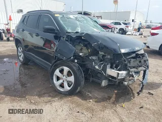 2021 Jeep Compass Altitude with VIN 3C4NJCBB3MT501928, listed as a IAAI auction lot 41679222 with 96,822 mi miles. Bid and sale history available at carsss.com. Image 1.
