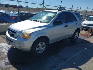 2009 Kia Sorento LX with VIN KNDJD735695866584, listed as a IAAI auction lot 42094393 with 95,008 mi miles. Bid and sale history available at carsss.com. Image 2.
