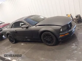 2006 Ford Mustang Standard with VIN 1ZVHT84N365266135, listed as a IAAI auction lot 41751256 with 135,621 mi miles and . Bid and sale history available at carsss.com. Image 13.