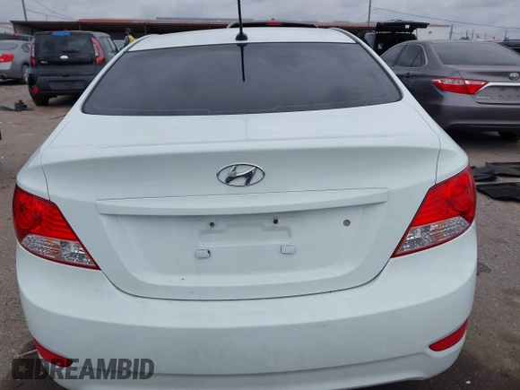 2013 Hyundai Accent GLS z VIN KMHCU4AE8DU275645, wystawiony jako IAAI lot #42139737 z przebiegiem 85 031 mil mil oraz . Historia ofert i sprzedaży dostępna na DreamBid. Obrazek 16.