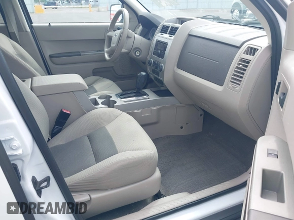 2008 Ford Escape XLT with VIN 1FMCU03188KA91326, listed as a IAAI auction lot 42293474 with 197,945 mi miles and . Bid and sale history available at DreamBid. Image 5.