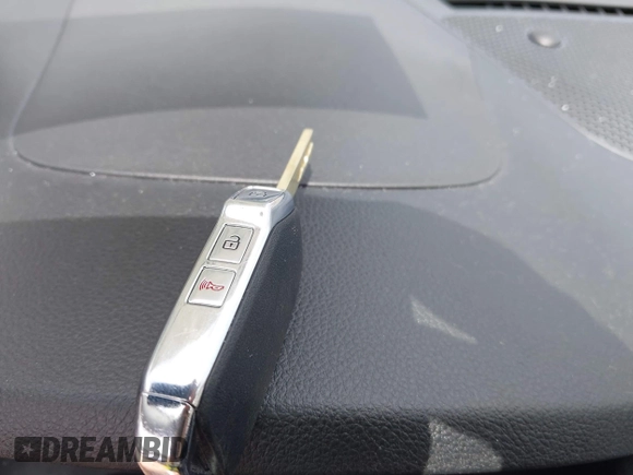 2021 Kia Seltos S z VIN KNDEUCAA8M7184183, wystawiony jako IAAI lot #42205774 z przebiegiem 29 434 mil mil oraz . Historia ofert i sprzedaży dostępna na DreamBid. Obrazek 11.