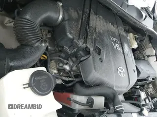 2007 Toyota Tundra SR5 с VIN 5TFRU54137X006582, выставлен на аукционе IAAI как лот 42465151 с пробегом 125 421 миль миль и . История ставок и продаж доступна на DreamBid. Изображение 18.