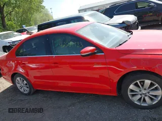 2015 Volkswagen Jetta SE с VIN 3VWD07AJ2FM357720, выставлен на аукционе IAAI как лот 42281983 с пробегом 92 965 миль миль и . История ставок и продаж доступна на DreamBid. Изображение 14.