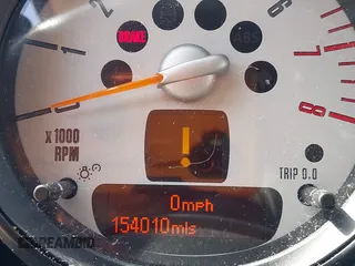 2012 MINI Countryman S с VIN WMWZC5C5XCWM11911, выставлен на аукционе IAAI как лот 42252488 с пробегом 154 010 миль миль и . История ставок и продаж доступна на DreamBid. Изображение 7.