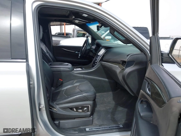 2017 Cadillac Escalade Platinum with VIN 1GYS4DKJ1HR389842, listed as a IAAI auction lot 40717795 with 1 mi miles. Bid and sale history available at carsss.com. Image 5.