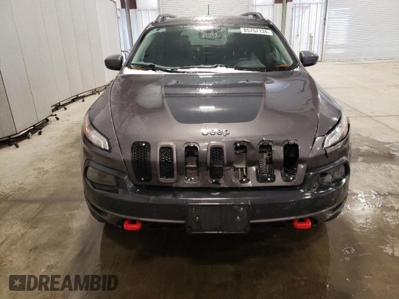 2017 Jeep Cherokee Trailhawk L Plus with VIN 1C4PJMBS0HD225346, listed as a Copart auction lot 85757134 with 81,810 mi miles and Salvage Title. Bid and sale history available at carsss.com. Image 5.