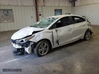 2018 Chevrolet Cruze LT with VIN 1G1BE5SM6J7118708, listed as a Copart auction lot 73681074 with 154,171 mi miles and Clean Title. Bid and sale history available at carsss.com. Image 1.