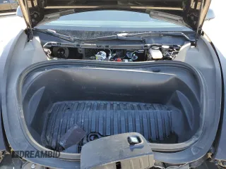 2022 Tesla Model 3 with VIN 5YJ3E1EA2NF317860, listed as a Copart auction lot 47372235 with 44,057 mi miles and Salvage Title. Bid and sale history available at DreamBid. Image 11.