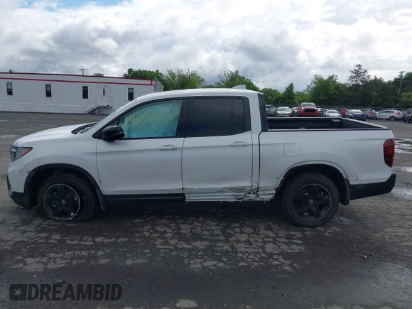 2023 Honda Ridgeline Black Edition with VIN 5FPYK3F88PB018969, listed as a IAAI auction lot 42264424 with 19,193 mi miles and . Bid and sale history available at DreamBid. Image 14.