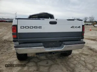 1998 Dodge 2500 with VIN 1B7KF2369WJ237365, listed as a Copart auction lot 46075325 with 139,724 mi miles and Salvage Title. Bid and sale history available at DreamBid. Image 6.