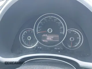 2016 Volkswagen Beetle SE с VIN 3VWJ17AT9GM620367, выставлен на аукционе IAAI как лот 42198976 с пробегом 94 048 миль миль и . История ставок и продаж доступна на DreamBid. Изображение 7.