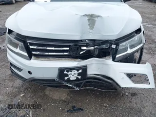 2019 Volkswagen Tiguan S with VIN 3VV0B7AX7KM031438, listed as a IAAI auction lot 42367337 with Not provided miles and . Bid and sale history available at DreamBid. Image 6.