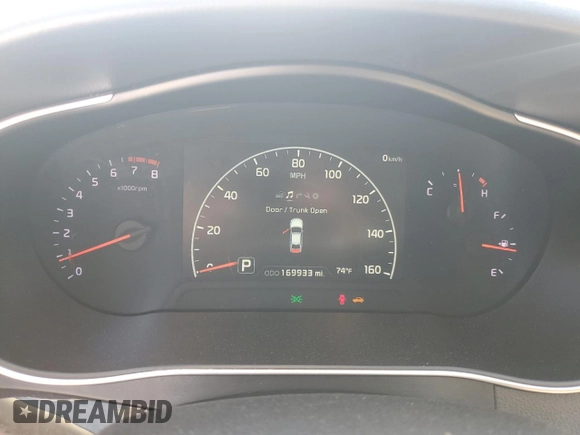 2014 Kia Cadenza Premium with VIN KNALN4D78E5121542, listed as a Copart auction lot 50686945 with 169,933 mi miles and Salvage Title. Bid and sale history available at DreamBid. Image 9.
