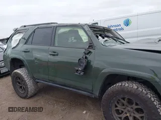 2022 Toyota 4Runner TRD Off Road Premium with VIN JTERU5JR2N5980584, listed as a IAAI auction lot 42086657 with 40,326 mi miles and . Bid and sale history available at DreamBid. Image 14.