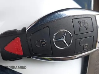 2014 Mercedes-Benz C 300 Sport z VIN WDDGF8AB6EA946106, wystawiony jako IAAI lot #42189757 z przebiegiem 69 050 mil mil oraz . Historia ofert i sprzedaży dostępna na DreamBid. Obrazek 11.