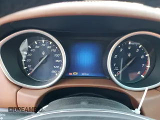 2014 Maserati Ghibli z VIN ZAM57XSA5E1081980, wystawiony jako Copart lot #53546905 z przebiegiem 60 019 mil mil oraz Tytuł czysty. Historia ofert i sprzedaży dostępna na DreamBid. Obrazek 9.