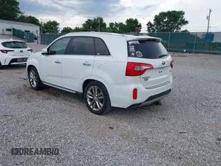 2014 Kia Sorento SX Limited with VIN 5XYKW4A79EG516529, listed as a IAAI auction lot 42787320 with 224,869 mi miles and . Bid and sale history available at DreamBid. Image 3.