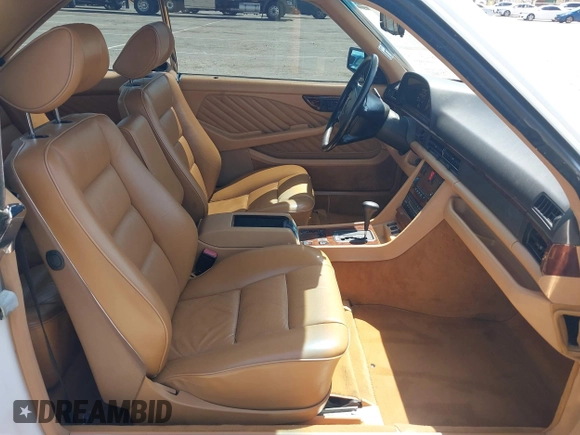 1991 Mercedes-Benz 560 with VIN WDBCA45E7MA610580, listed as a IAAI auction lot 42099161 with 83,344 mi miles and . Bid and sale history available at DreamBid. Image 5.