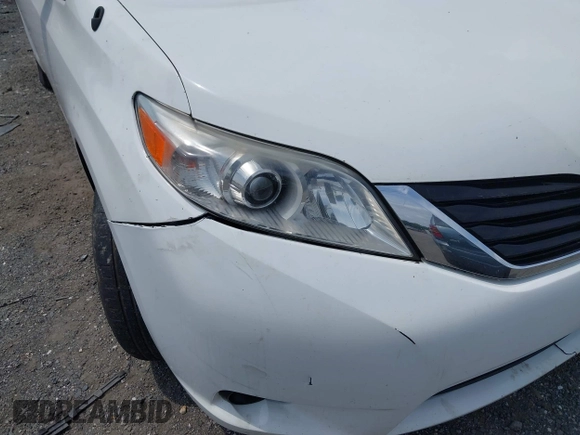 2014 Toyota Sienna LE AAS с VIN 5TDKK3DC9ES496428, выставлен на аукционе IAAI как лот 42623561 с пробегом 432 867 миль миль и . История ставок и продаж доступна на DreamBid. Изображение 6.