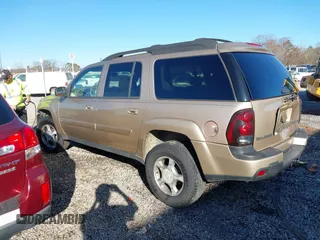 2004 Chevrolet TrailBlazer EXT LT with VIN 1GNET16P146155237, listed as a IAAI auction lot 40819400 with 1 mi miles. Bid and sale history available at carsss.com. Image 3.