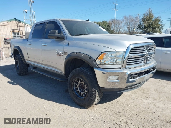 2015 Ram 2500 SLT with VIN 3C6UR5DL5FG664542, listed as a IAAI auction lot 41364516 with 161,984 mi miles. Bid and sale history available at carsss.com. Image 1.