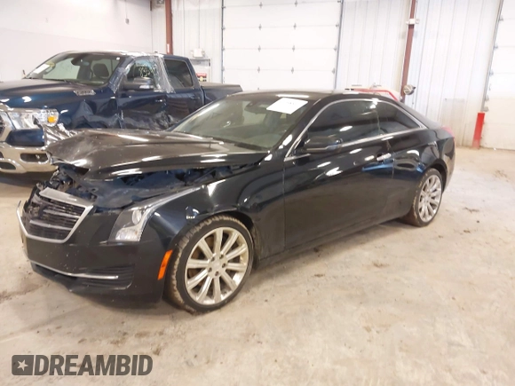 2016 Cadillac ATS AWD z VIN 1G6AG1RX2G0167642, wystawiony jako IAAI lot #41708537 z przebiegiem 217 560 mil mil oraz . Historia ofert i sprzedaży dostępna na DreamBid. Obrazek 2.
