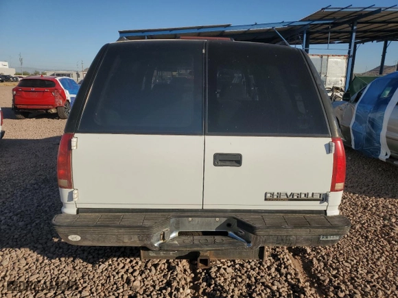 1999 Chevrolet Tahoe Z71 with VIN 1GNEK13R9XJ381424, listed as a Copart auction lot 79940494 with 164,231 mi miles and Salvage Title. Bid and sale history available at carsss.com. Image 6.