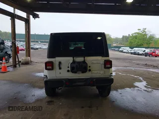 2018 Jeep Wrangler Unlimited Sahara with VIN 1C4HJXEG3JW116404, listed as a IAAI auction lot 42152506 with 57,727 mi miles and . Bid and sale history available at DreamBid. Image 16.