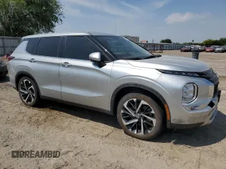 2024 Mitsubishi Outlander SE z VIN JA4J3VA82RZ035364, wystawiony jako Copart lot #51957115 z przebiegiem 18 144 mil mil oraz Szkoda całkowita • Salvage title. Historia ofert i sprzedaży dostępna na DreamBid. Obrazek 4.
