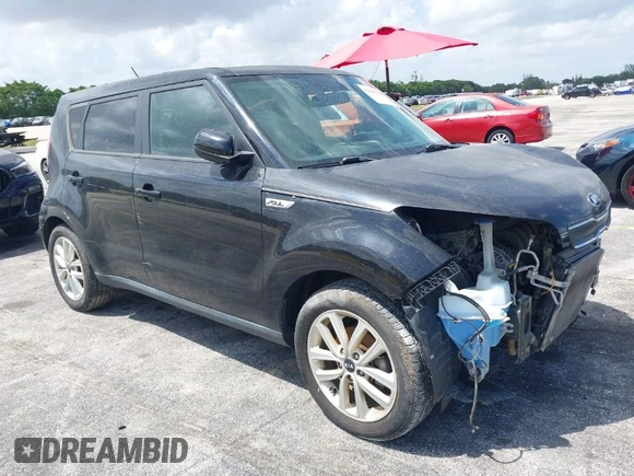 2018 Kia Soul + with VIN KNDJP3A56J7904245, listed as a IAAI auction lot 41985285 with 103,824 mi miles. Bid and sale history available at carsss.com. Image 1.