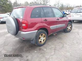 2005 Toyota RAV4 with VIN JTEHD20V350067774, listed as a IAAI auction lot 41969155 with 125,297 mi miles. Bid and sale history available at carsss.com. Image 4.
