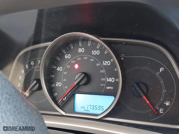 2015 Toyota RAV4 XLE with VIN JTMWFREVXFD066557, listed as a IAAI auction lot 41825354 with 173,595 mi miles. Bid and sale history available at carsss.com. Image 7.