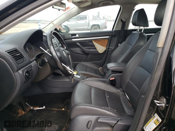 2009 Volkswagen Jetta SE z VIN 3VWRM71K89M141488, wystawiony jako Copart lot #43658055 z przebiegiem Nie podano mil oraz Czysty tytuł • Clean title. Historia ofert i sprzedaży dostępna na DreamBid. Obrazek 7.