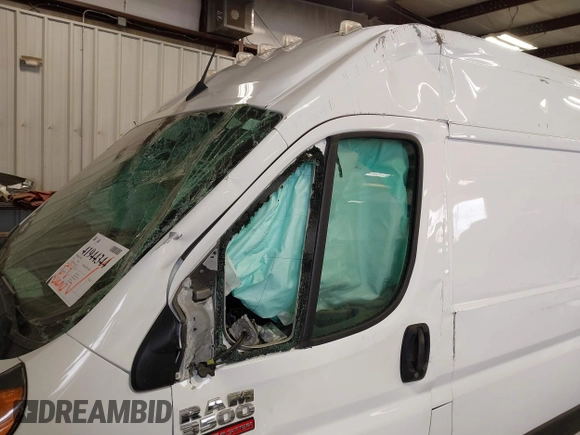 2022 Ram ProMaster Cargo with VIN 3C6MRVHG4NE114319, listed as a IAAI auction lot 41944344 with 21,896 mi miles and . Bid and sale history available at DreamBid. Image 19.