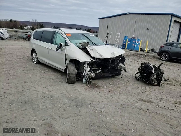 2017 Chrysler Pacifica Touring-L with VIN 2C4RC1BG0HR610674, listed as a Copart auction lot 51905625 with 0 mi miles and Salvage Title. Bid and sale history available at carsss.com. Image 12.