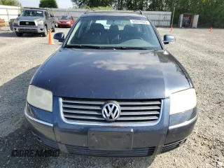 2005 Volkswagen Passat GLS z VIN WVWCE63B95E042241, wystawiony jako Copart lot #60874005 z przebiegiem 197 761 mil mil oraz Szkoda całkowita • Salvage title. Historia ofert i sprzedaży dostępna na DreamBid. Obrazek 5.