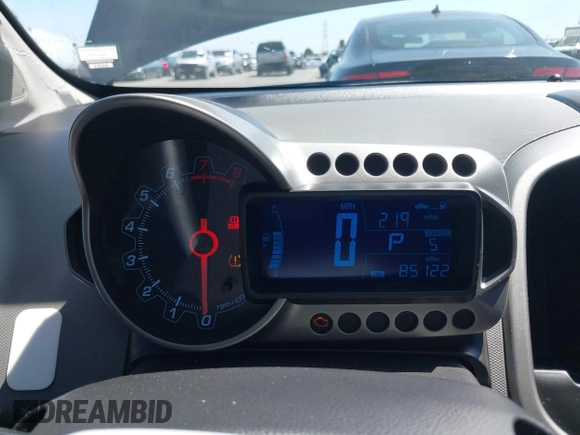 2014 Chevrolet Sonic LT with VIN 1G1JC5SB7E4146444, listed as a IAAI auction lot 42014386 with 85,122 mi miles and . Bid and sale history available at DreamBid. Image 7.