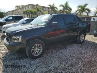 2008 Chevrolet Avalanche LTZ with VIN 3GNFK12308G149329, listed as a Copart auction lot 52390225 with 161,018 mi miles and Clean Title. Bid and sale history available at carsss.com. Image 1.