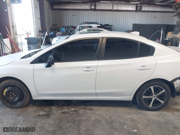2020 Subaru Impreza Premium with VIN 4S3GKAD66L3608167, listed as a IAAI auction lot 42062630 with 92,057 mi miles. Bid and sale history available at carsss.com. Image 15.