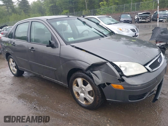 2007 Ford Focus S z VIN 1FAFP34N77W336075, wystawiony jako IAAI lot #42325783 z przebiegiem 153 194 mil mil oraz . Historia ofert i sprzedaży dostępna na DreamBid. Obrazek 1.