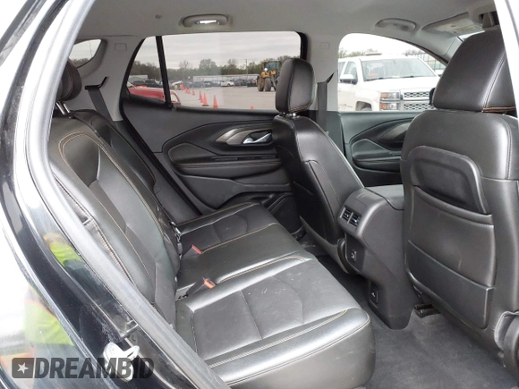 2020 GMC Terrain SLT with VIN 3GKALVEX1LL300155, listed as a IAAI auction lot 41886503 with 121,771 mi miles. Bid and sale history available at carsss.com. Image 8.