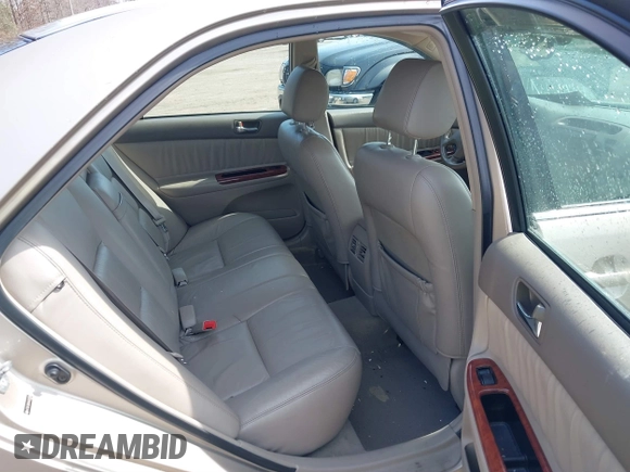 2004 Toyota Camry LE with VIN 4T1BF30K94U587836, listed as a IAAI auction lot 41714277 with 211,893 mi miles and . Bid and sale history available at carsss.com. Image 8.