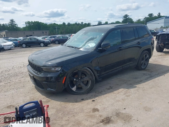2023 Jeep Grand Cherokee Laredo with VIN 1C4RJHAG2PC660094, listed as a IAAI auction lot 42390290 with 27,802 mi miles and . Bid and sale history available at DreamBid. Image 17.